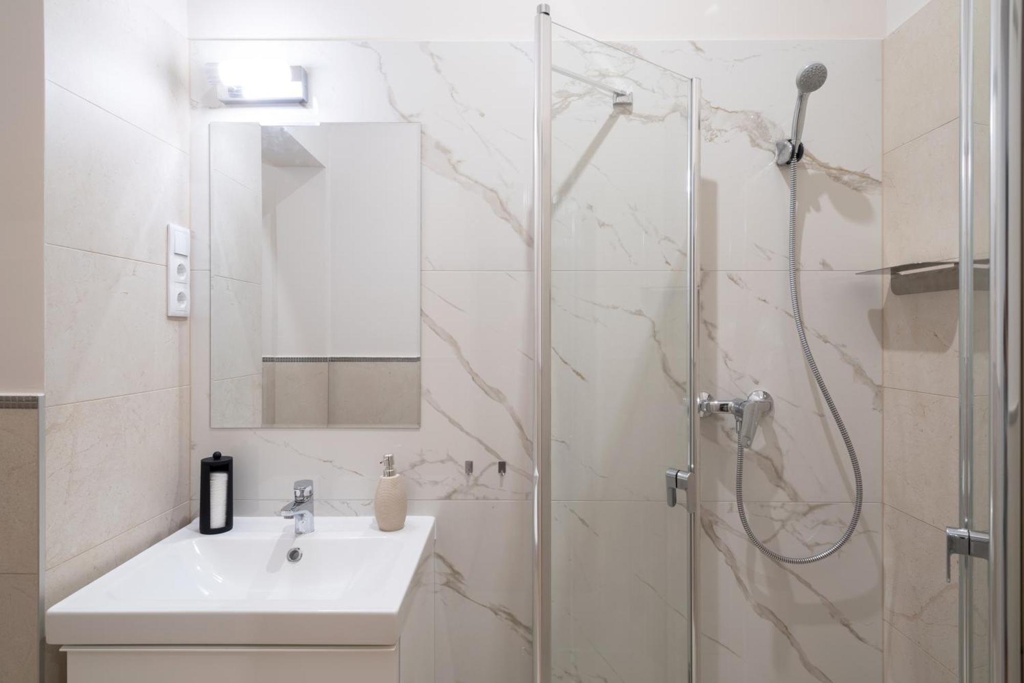 Amethyst Apartments - Acacia Studio Budapest Eksteriør billede