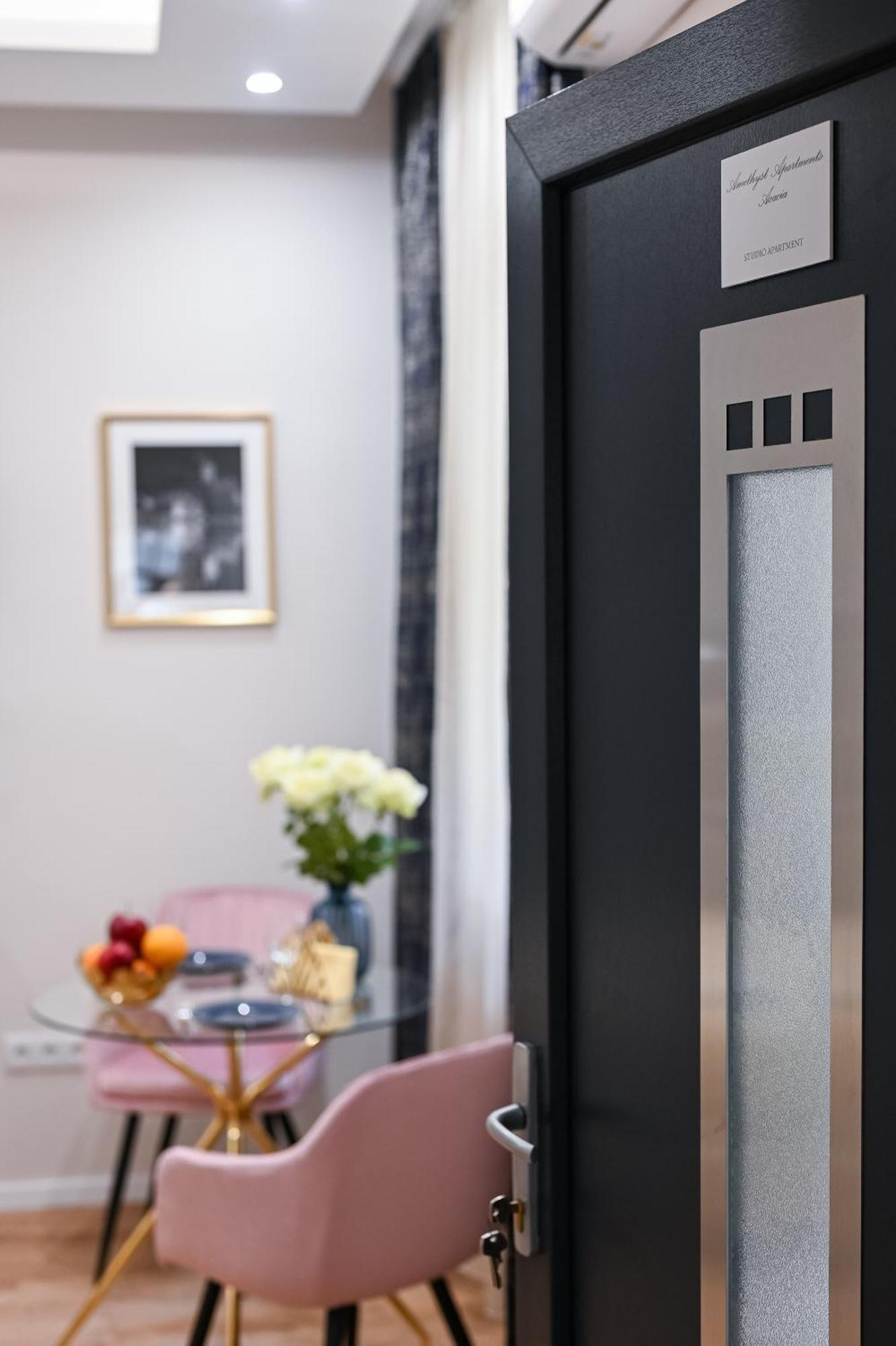 Amethyst Apartments - Acacia Studio Budapest Eksteriør billede